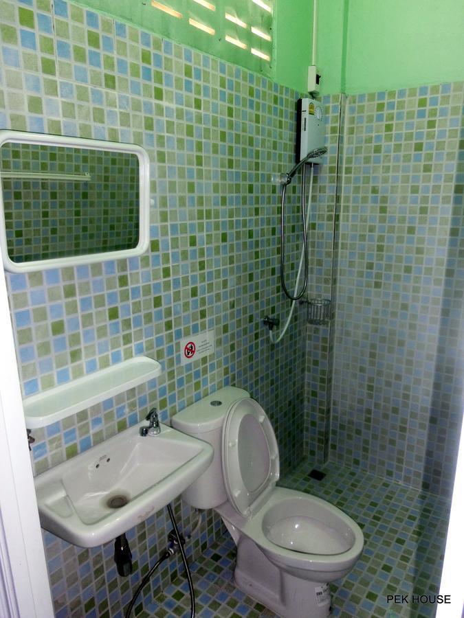 Pek House Daire Phuket Dış mekan fotoğraf